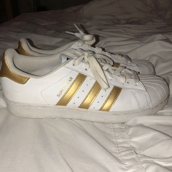 adidas Shoes - Adidas gold superstars